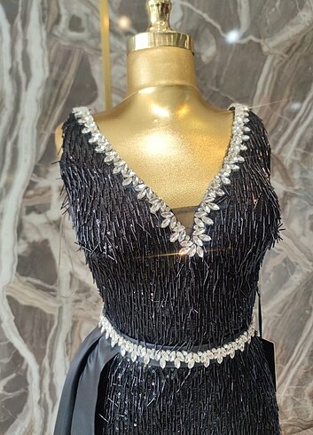 Siyah taşlı abiye - Görsel 7