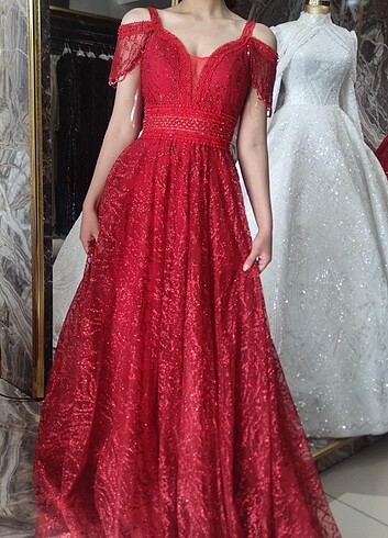 Kırmızı simli abiye  - Görsel 2