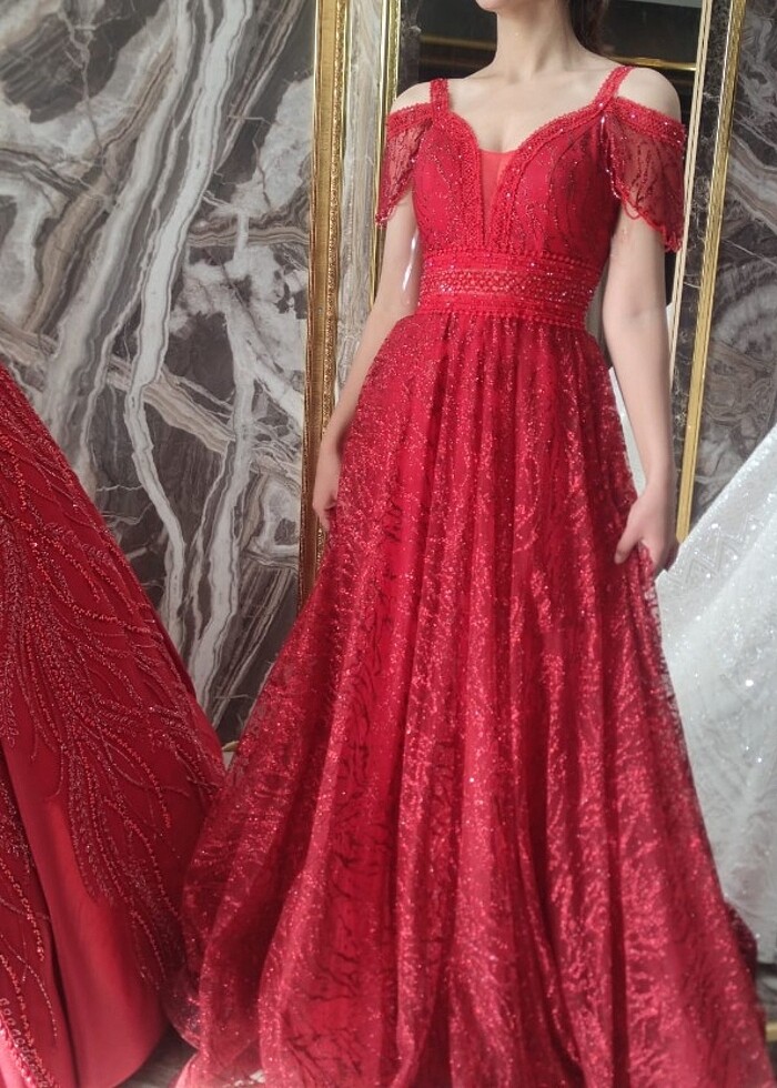 Kırmızı simli abiye  - Görsel 5