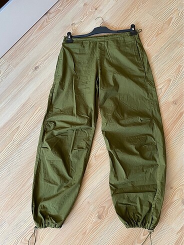 Paraşüt pantolon