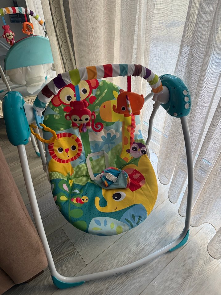 Renkli Desenli Bebek Salıncağı - Görsel 2