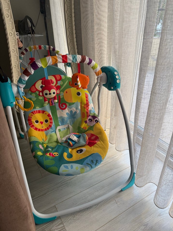 Renkli Desenli Bebek Salıncağı - Görsel 3