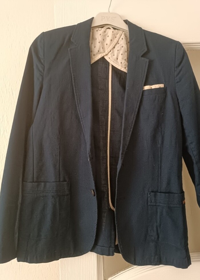 Keten ceket 12 , 13 yaş için uygundur. Mezuniyet programında bir - Görsel 4