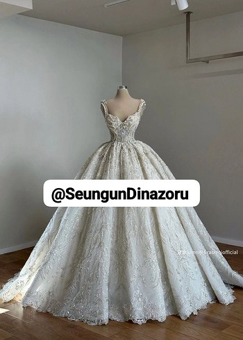 Oleg Cassini 38