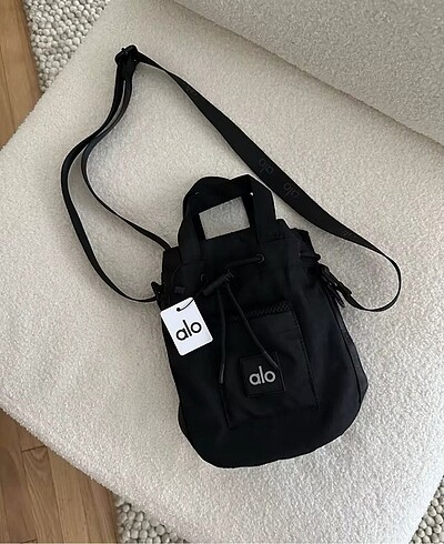 Beymen Alo Yoga Crossbody Bucket Çanta