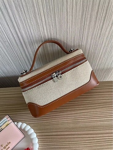 Beden Loro Piana Model Çanta