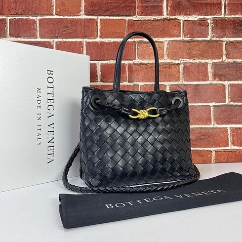  Beden bordo Renk Bottega Veneta Andiamo Çanta