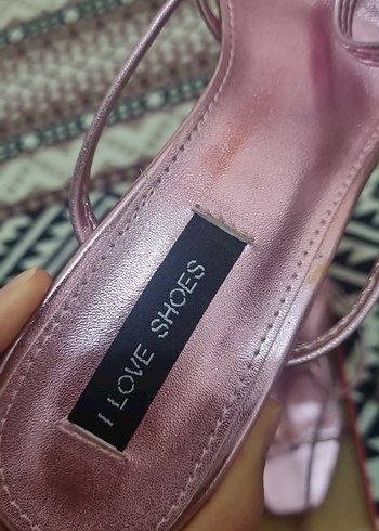 38 Beden Pembe Parlak Bohem Blok Topuklu Kadın Ayakkabı