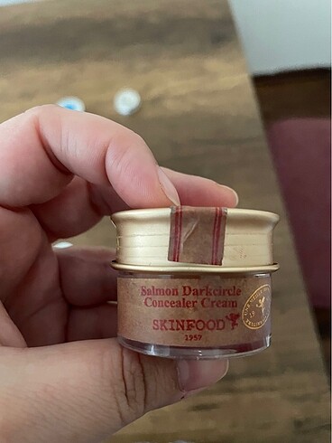 Skinfood Salmon Concealer Kapatıcı 01