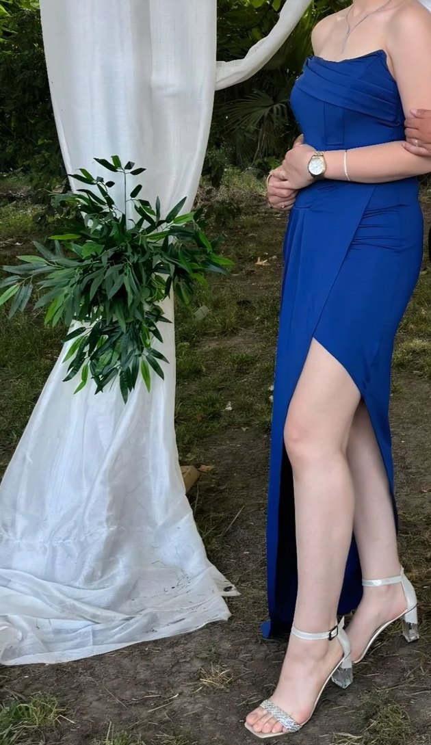 Mavi Straplez Uzun Drapeli Kadın Elbise - Görsel 3