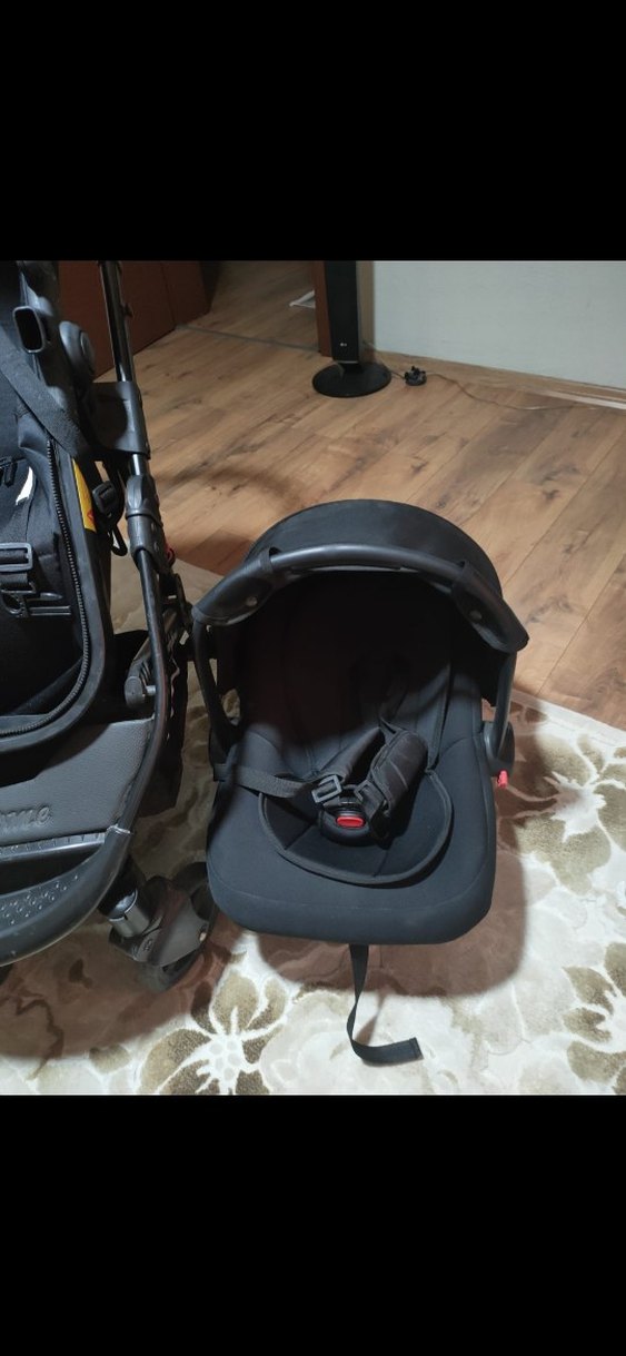 Siyah Bebek Arabası ve Taşıma Koltuğu - Görsel 4