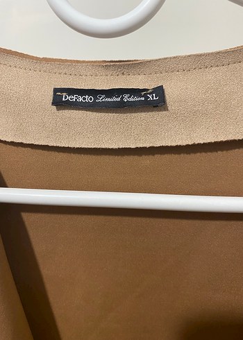 DeFacto Bej Süet yaka detaylı ceket yeni hiç giyilmedi - Görsel 4