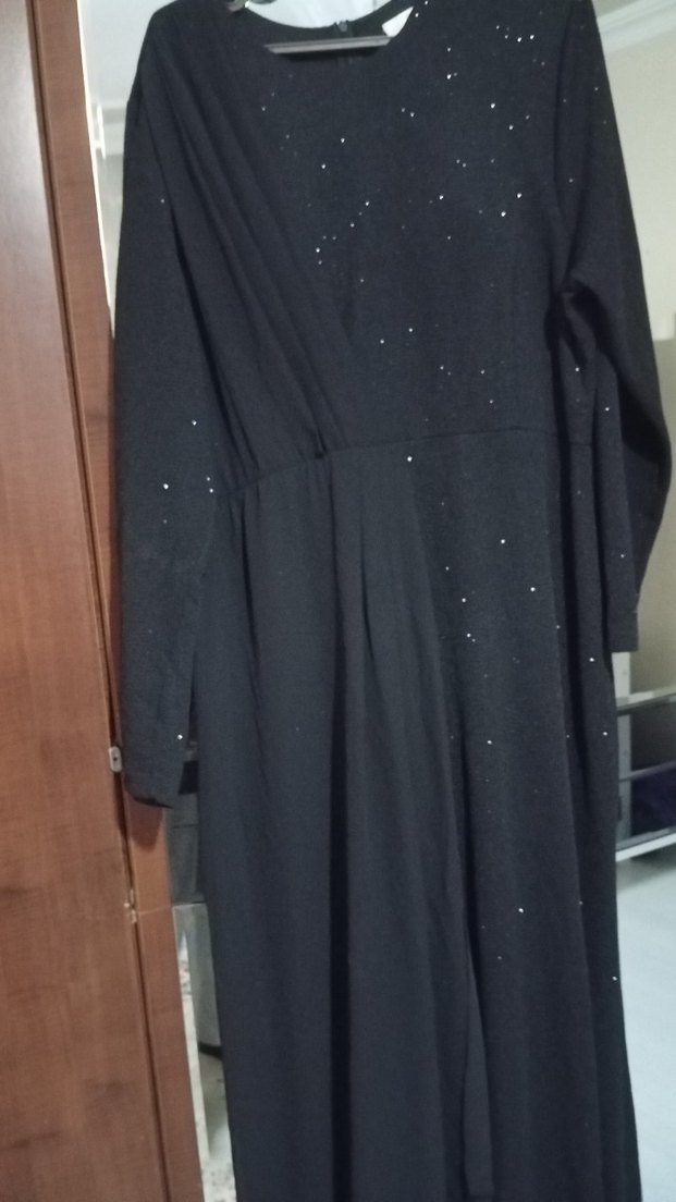 Uzun Siyah V Yaka Drapeli Gotik Abiye Elbise - Görsel 2