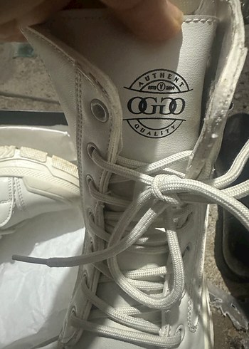 Beyaz Fermuarlı Street Style Kadın Bot - Görsel 5