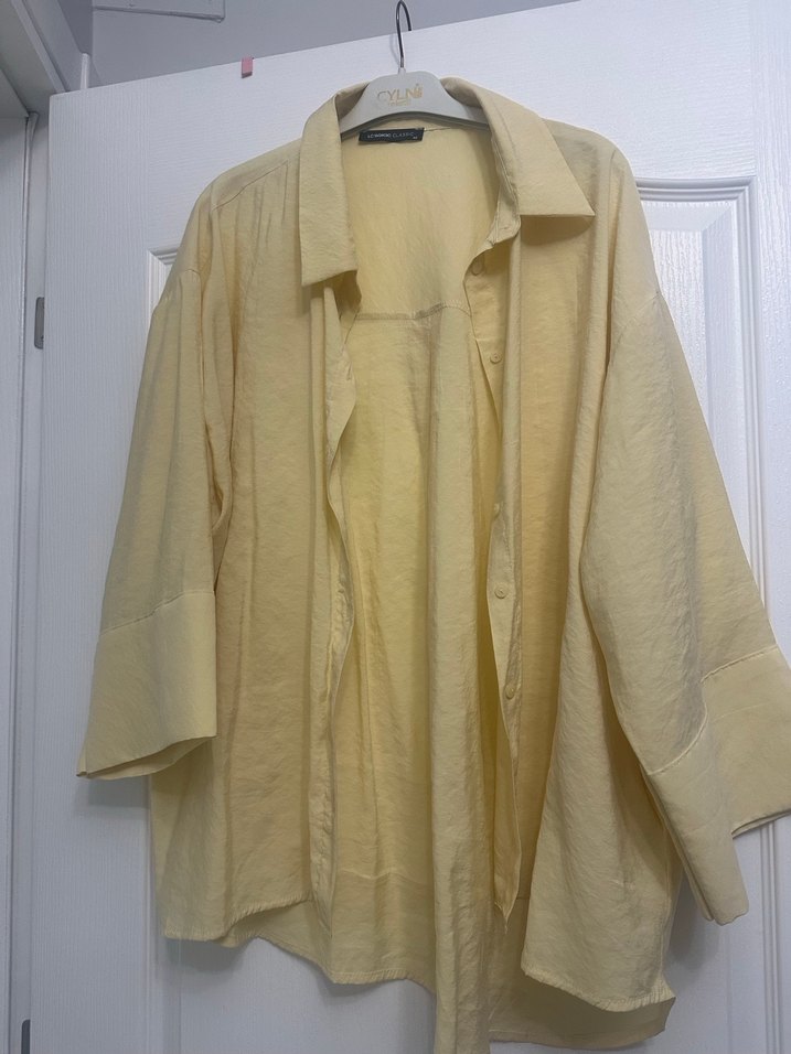 Sarı Keten Düğmeli Uzun Kollu Gömlek - Görsel 4