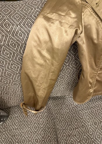 Parlak Altın Renkli Kadın Ceket - Görsel 3