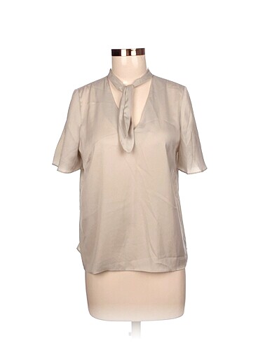 H&M Bluz %70 İndirimli.