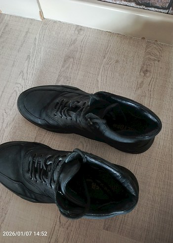 Siyah Bağcıklı Erkek Bot - Görsel 4