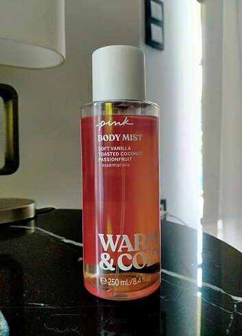 Victoria's Secret warm & cozy body mist