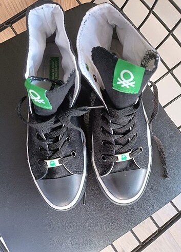 38 Beden siyah Renk Benetton Converse spor ayakkabı