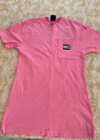 Nike Pembe Kisa Kollu Elbise