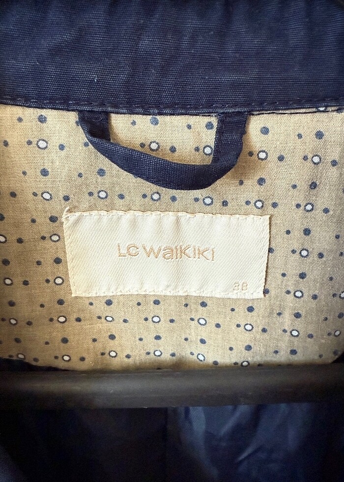 LCW kadın trençkot - Görsel 3