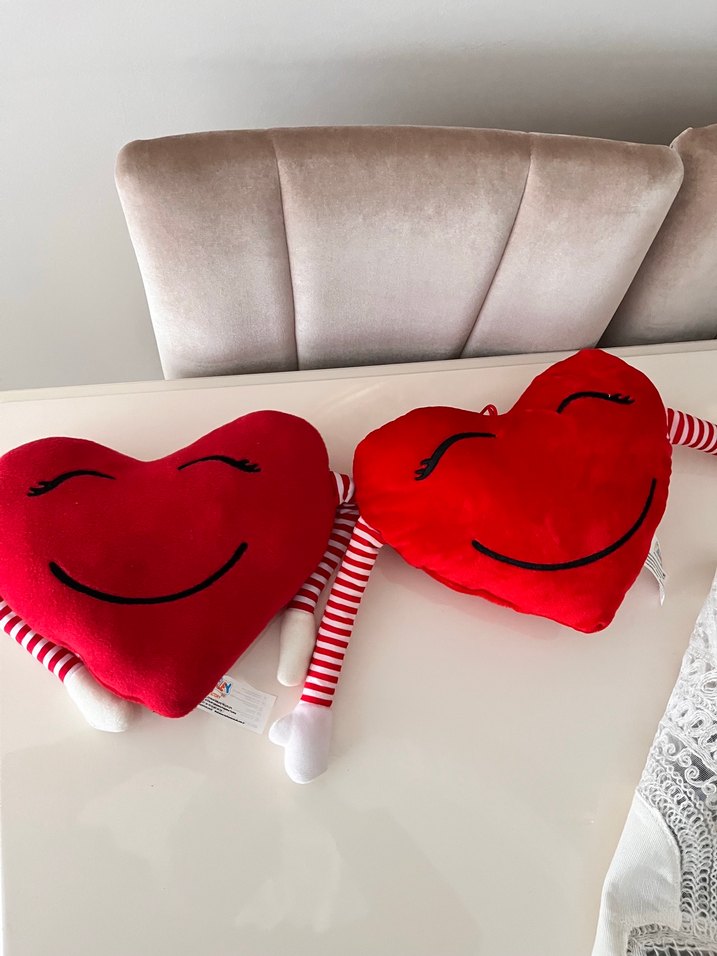 Kırmızı Kalp Figürlü Peluş Oyuncak - Görsel 2