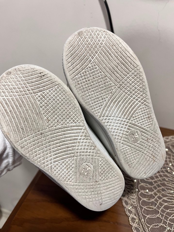 Erkek Çocuk Beyaz Cırt Cırtlı Spor Ayakkabı - Görsel 3