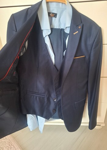 Düğmeli Mavi Erkek Takım Elbise - Görsel 3