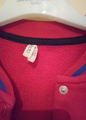 Kızlar için Kırmızı Düğmeli Sweatshirt - Görsel 2