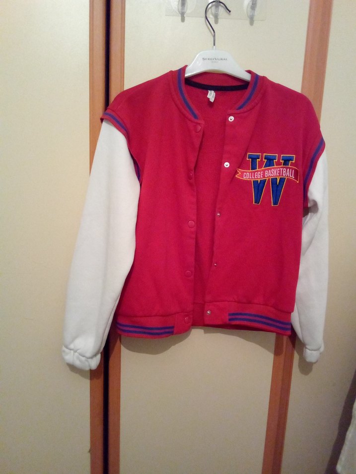 Kızlar için Kırmızı Düğmeli Sweatshirt - Görsel 4