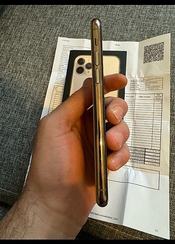 Iphone 11 Pro 64 GB Kutulu faturalı tertemiz sorunsuz