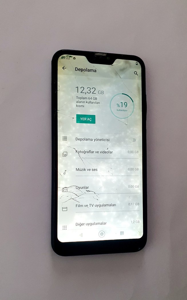 Xiaomi Mi A2 LİTE 64 Gb Kayıtlı - Görsel 4