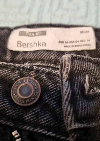 Bershka 36