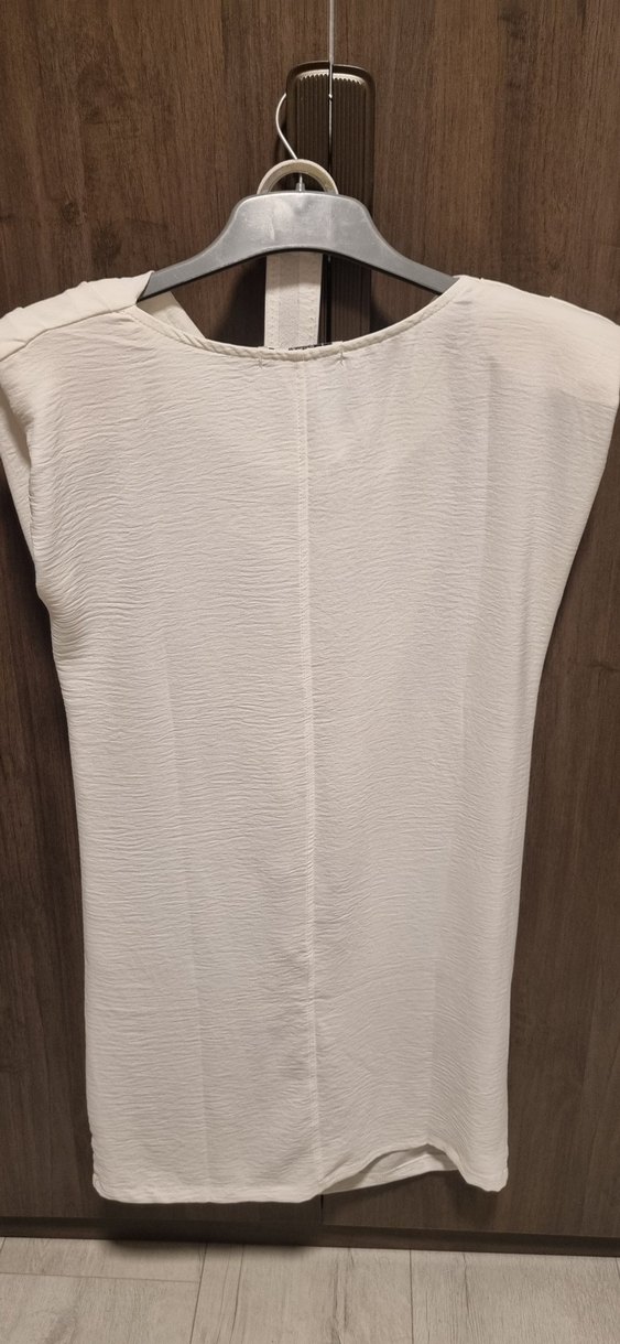 Beyaz Vatkalı Kısa Elbise&Tunik - Görsel 3