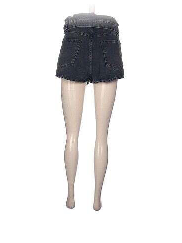 38 Beden H&M Mini Şort %70 İndirimli.