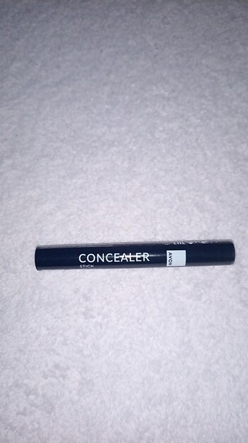 AVON CONCEALER neutral fair renginde 