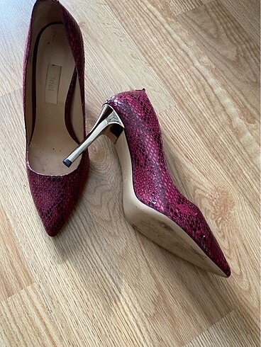 inci Çok şık Stiletto