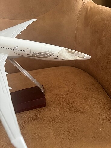 Beden Thy ucak modelı 45 cm dır