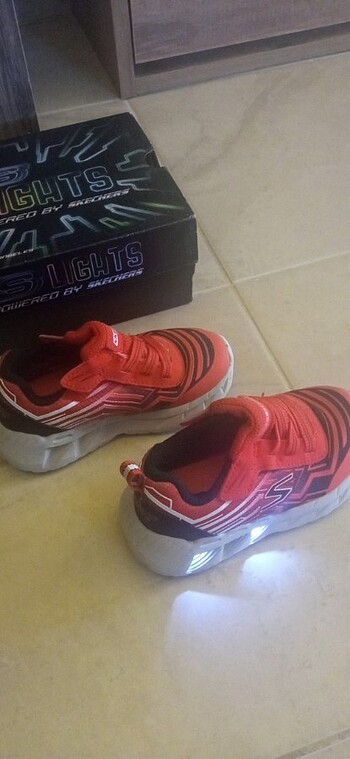 24 Beden Işıklı çocuk skechers spor ayakkabı