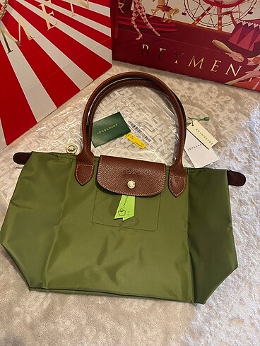  Beden Longchamp M boy çanta