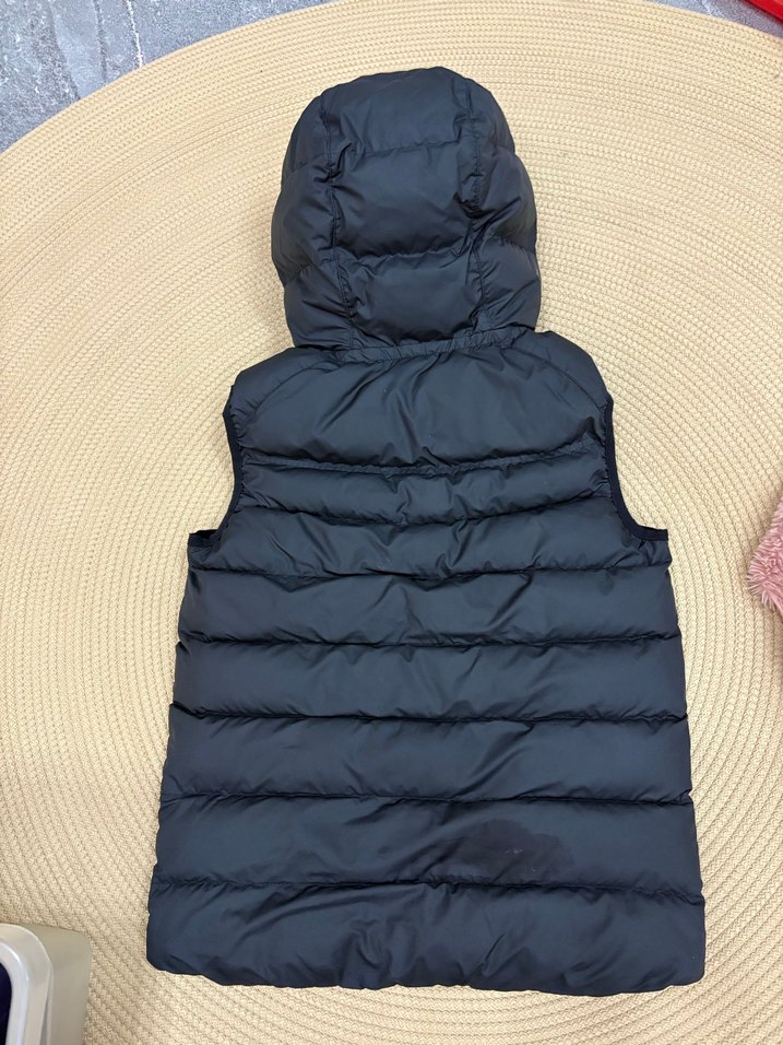 Siyah Kapüşonlu Kız  çocuk  Şişme Yelek - Görsel 5