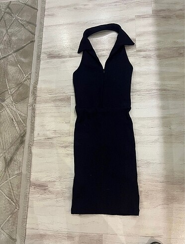 İnce fitilli mini elbise