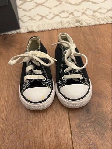 Çocuk converse