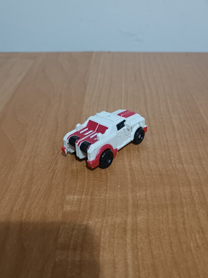 Transformers RID Ratchet Figür - Görsel 3