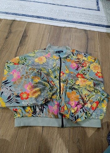 Zara Çiçek desenli yazlık ceket 