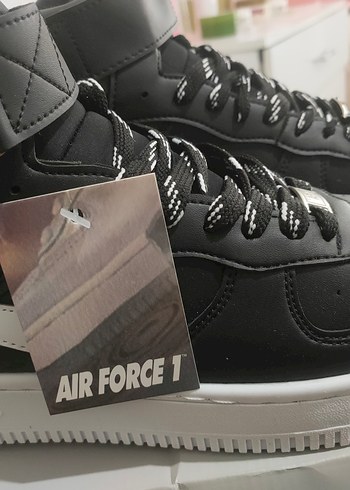 Siyah beyaz Nike Air Bot - Görsel 3