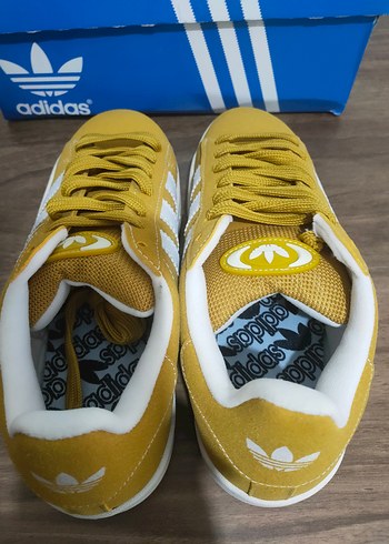 Sarı adidas unisex spor ayakkabı - Görsel 5