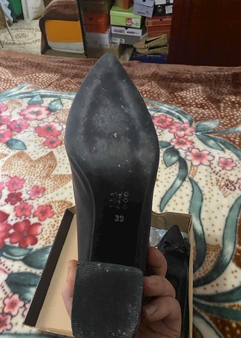 Siyah Fiyonk Detaylı Topuklu Ayakkabı - Görsel 2