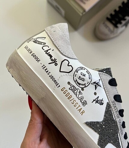36 Beden beyaz Renk GOLDEN GOOSE